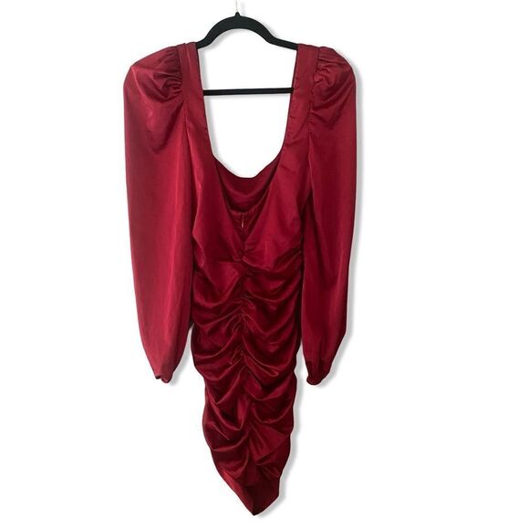 More To Come Blaire Mini Dress in Wine red satin ruched blouson sleeve Revolve M - Picture 4 of 8